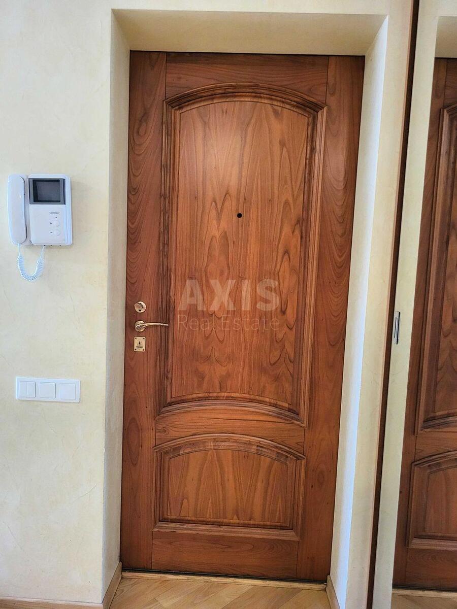 3k apartment vul. Dragomanova 1710
