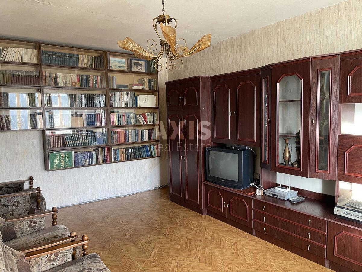 2k apartment vul. Lavruhina Mykoly 15/46428056