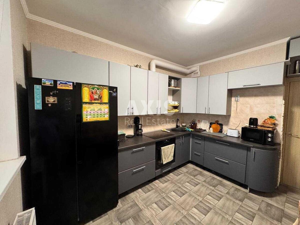 3k apartment vul. Myhajla Maksymovycha 24