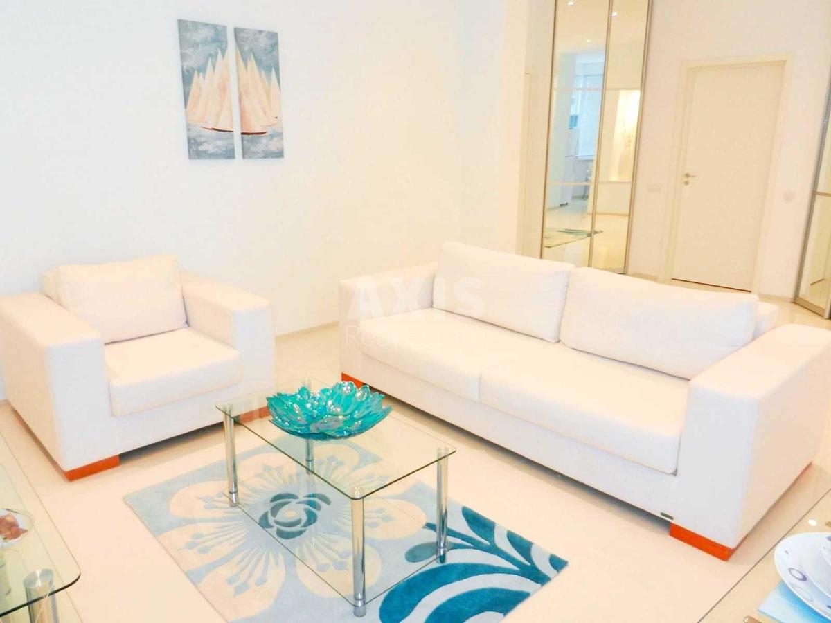 2k apartment vul. Lesi Ukrai'nky 7Б