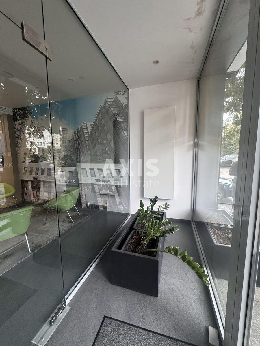 Trade object pr-t Berestejskij 42, 77m2603640