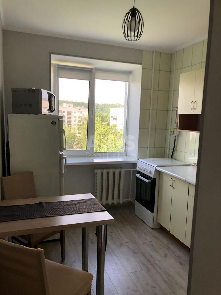 1k apartment vul. Naberezhno-Korchuvats'ka 908