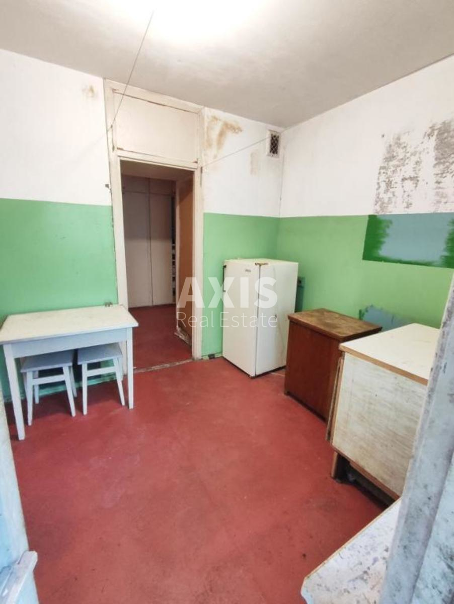 2к квартира ул. Героев Севастополя 23а4