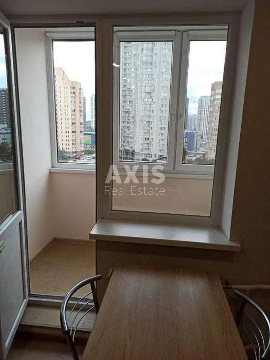 1k apartment vul. Knjazhyj Zaton 17Б4