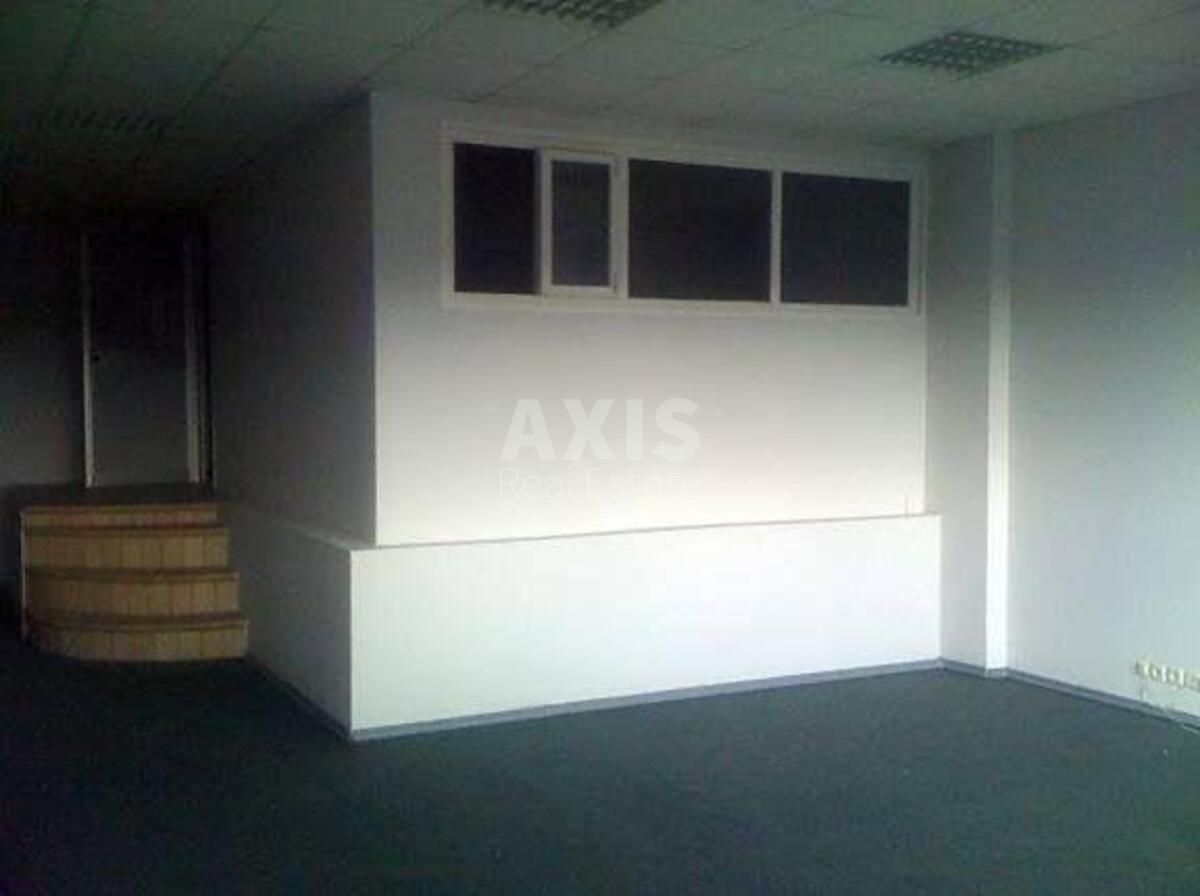 Trade object vul. Obolons'ka 12, 100m23