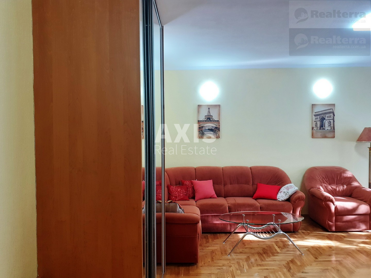 2k apartment vul. Mala Zhytomyrs'ka 101