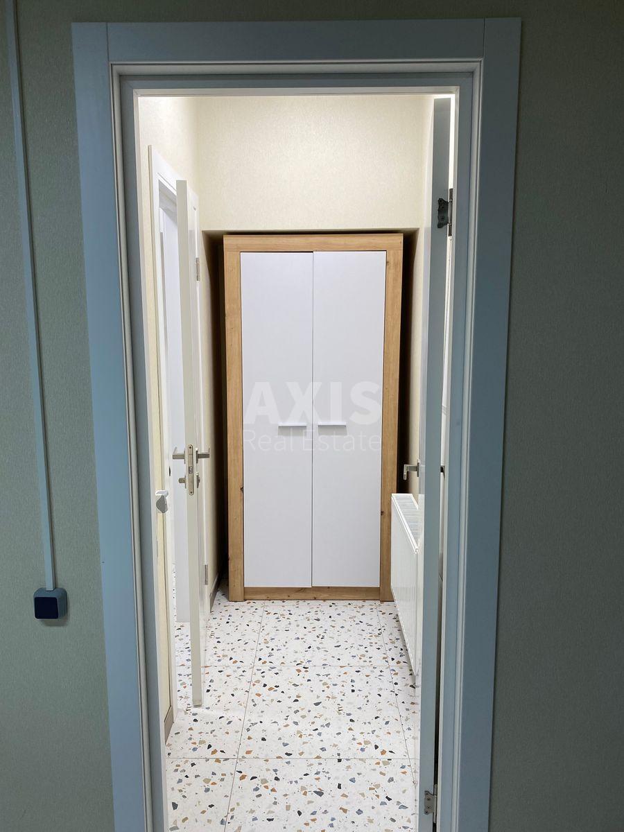 Office vul. Kyrylivs'ka 37А, 87m28
