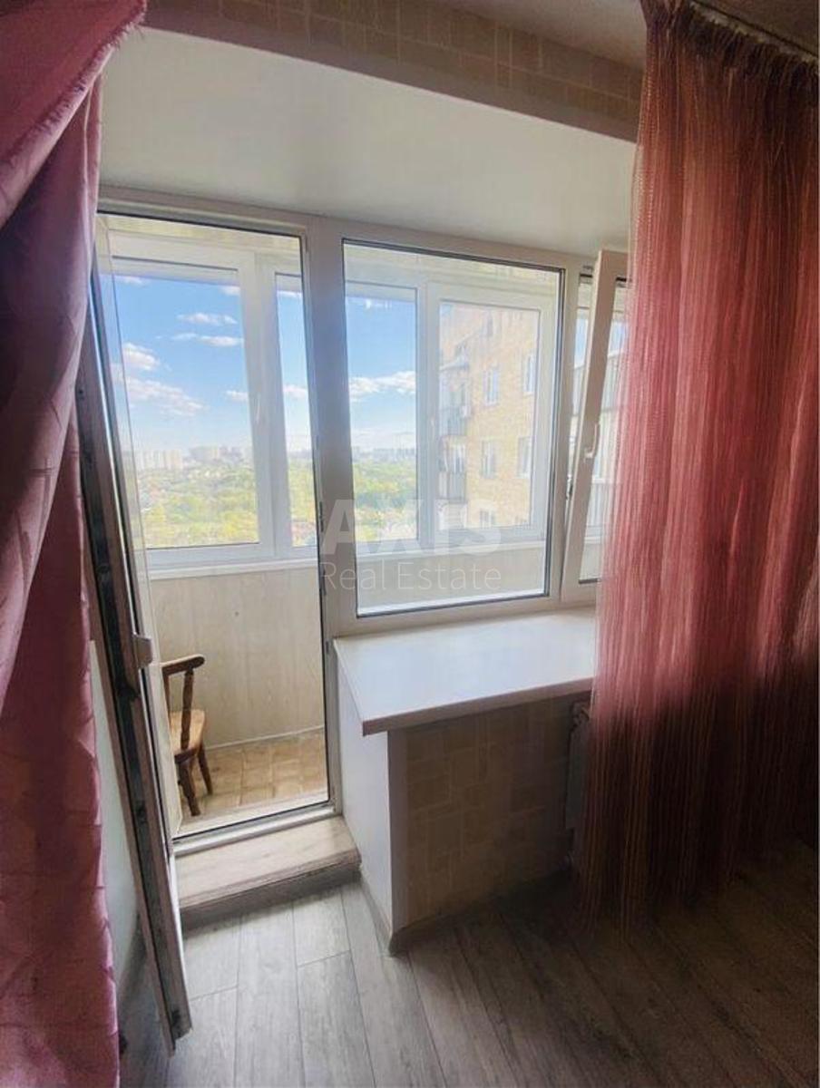 2k apartment pr-t Lobanovs'kogo 966