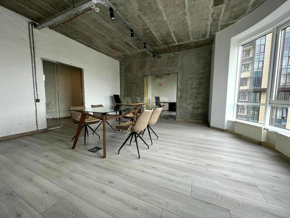 Офис ул. Василия Тютюнника 37/1, 150м2613113