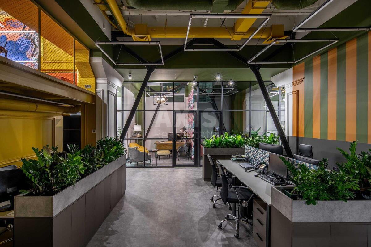 Office prov. Ohtyrs'kyj 7, 814m2580977