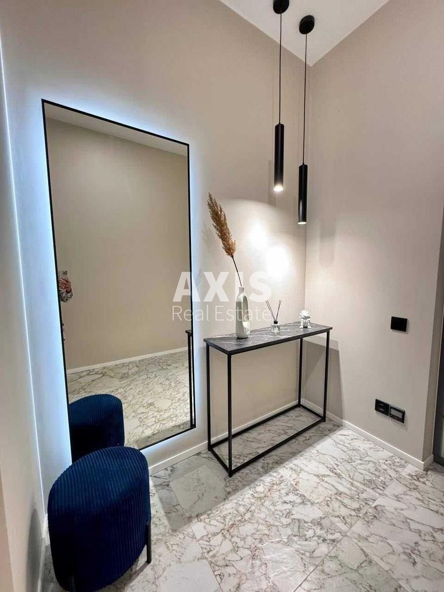 1k apartment vul. Dragomyrova Myhajla 2Б10