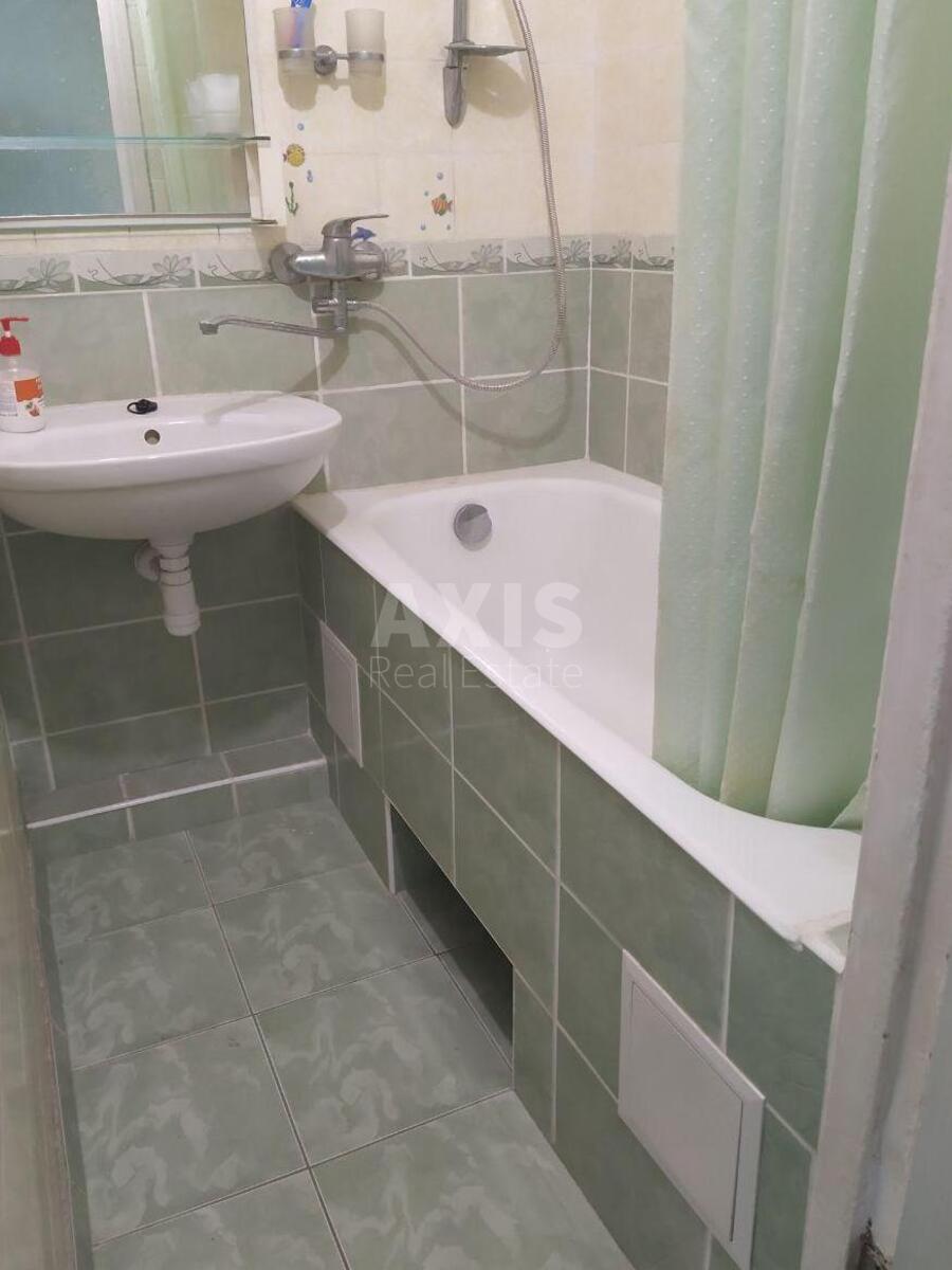 3k apartment vul. Bereznjakivs'ka 30А0