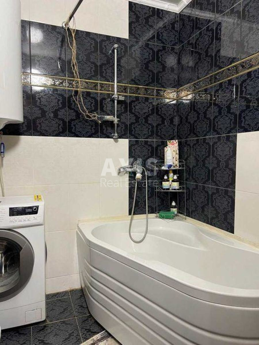 2k apartment shose Harkivs'ke 19б5