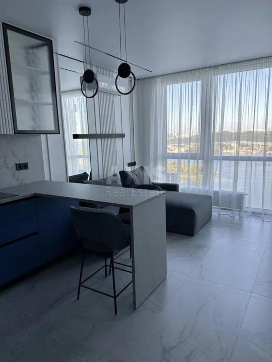 1k apartment nab. Dniprovs'ka 15594301