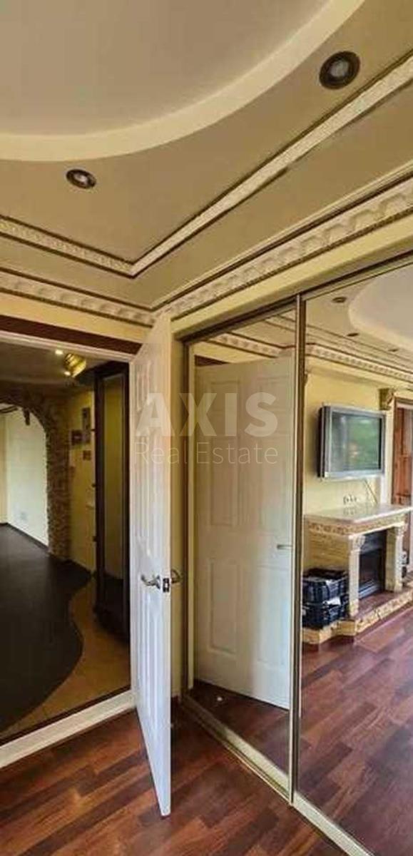 2k apartment vul. Bojchenka Oleksandra 150