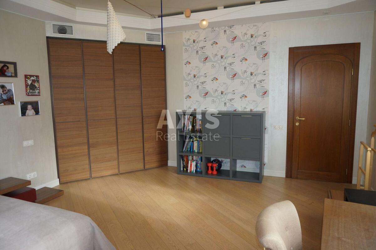 4k apartment vul. Tolstogo L'va 395805810