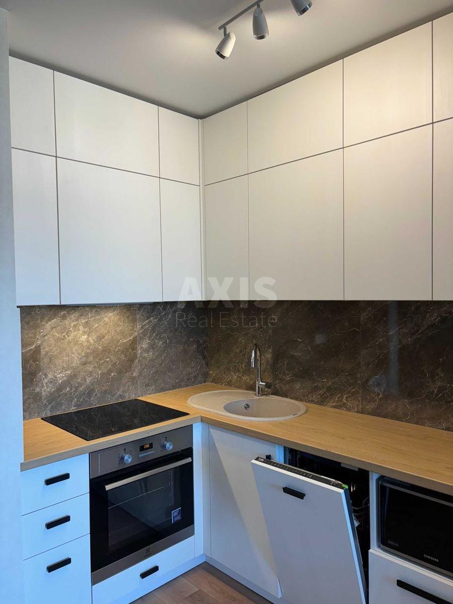 1k apartment vul. Pivnichno-Syrec'ka 14