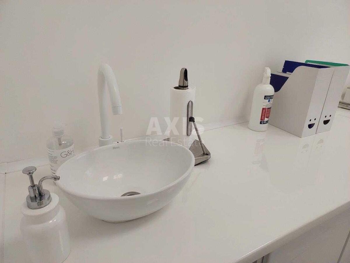 Office vul. Glybochyc'ka 40, 122m2592686