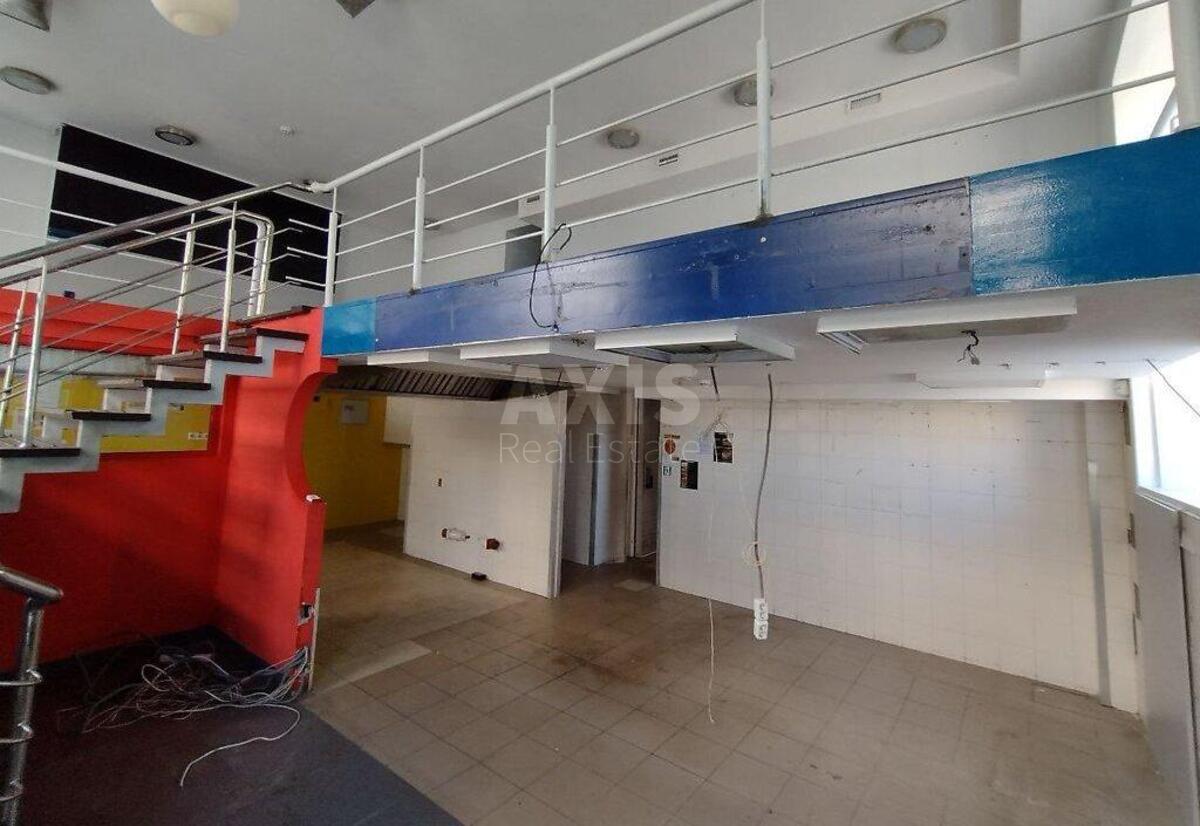 Office vul. Sichovyh Stril'civ 77, 155m20