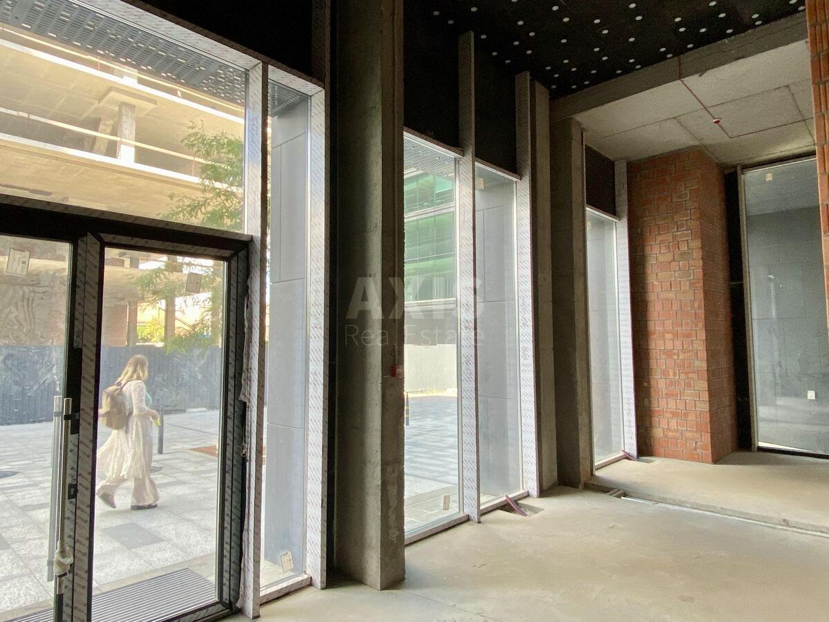 Trade object vul. Hohlovyh Sim'i' 8, 40m26