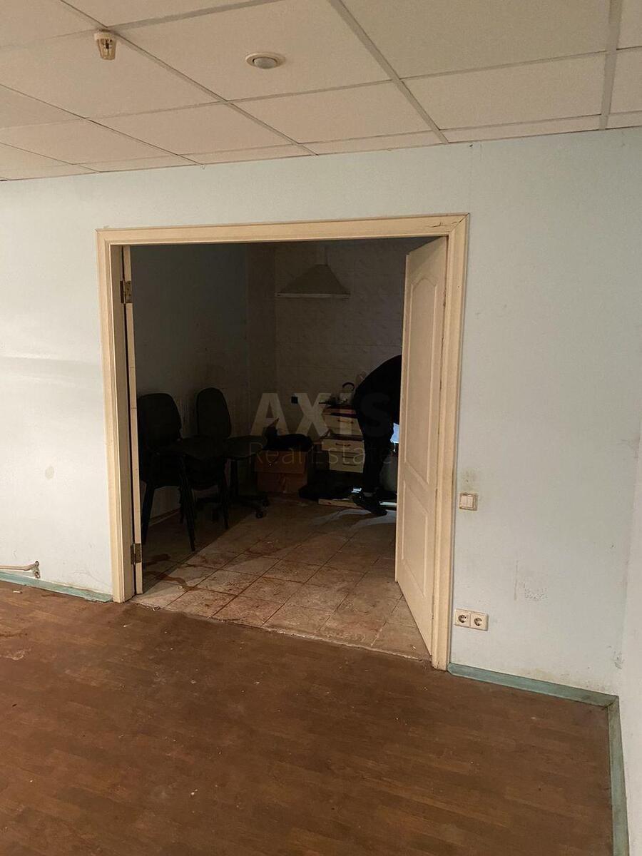 Office pr-t Lobanovs'kogo 119/2, 215m29