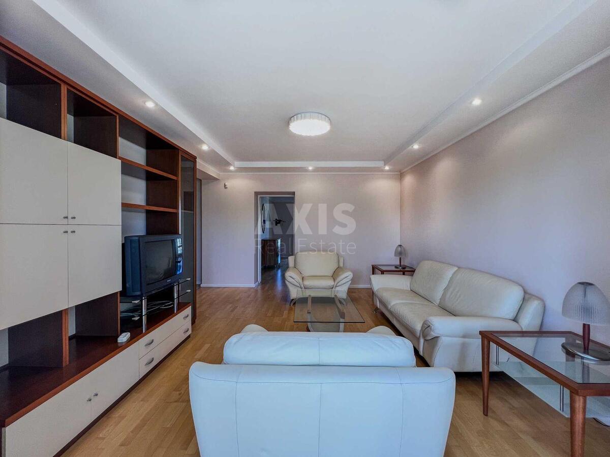 3k apartment vul. Mazepy Ivana 12А1