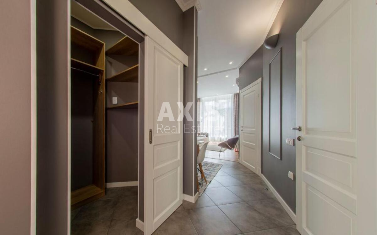 2k apartment vul. Filatova Akademika 2/10