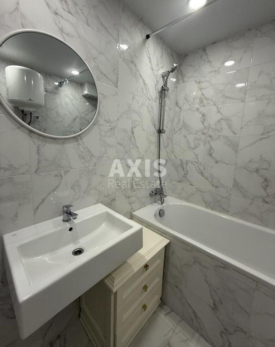 1k apartment vul. Oleha Mudraka 1Б628368