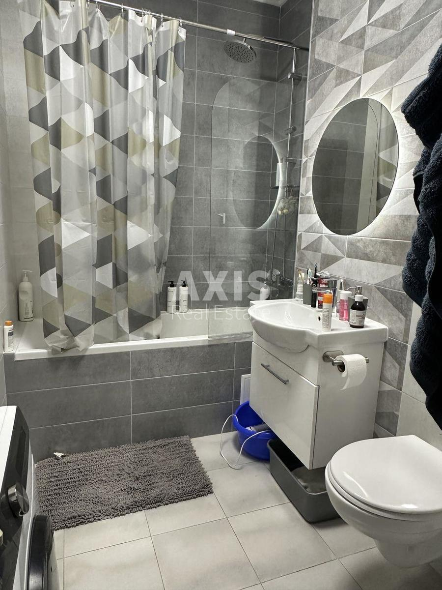 1k apartment vul. Grechka Marshala 10Б3