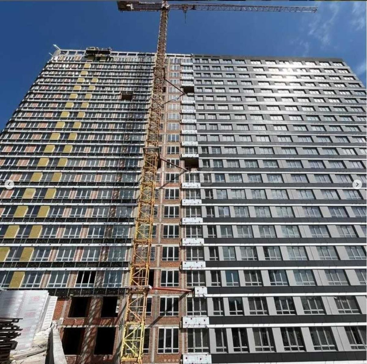 1k apartment vul. Sverstjuka Jevgena 544