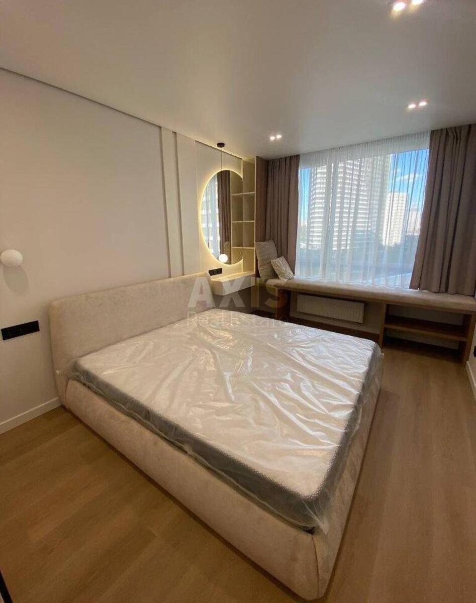 1k apartment nab. Dniprovs'ka 15Д7