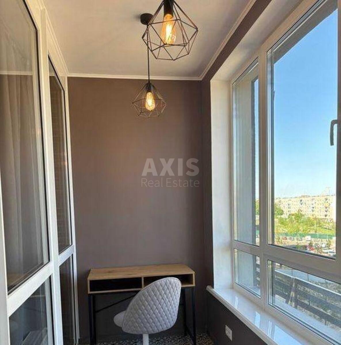 1k apartment vul. Pivnichno-Syrec'ka 106