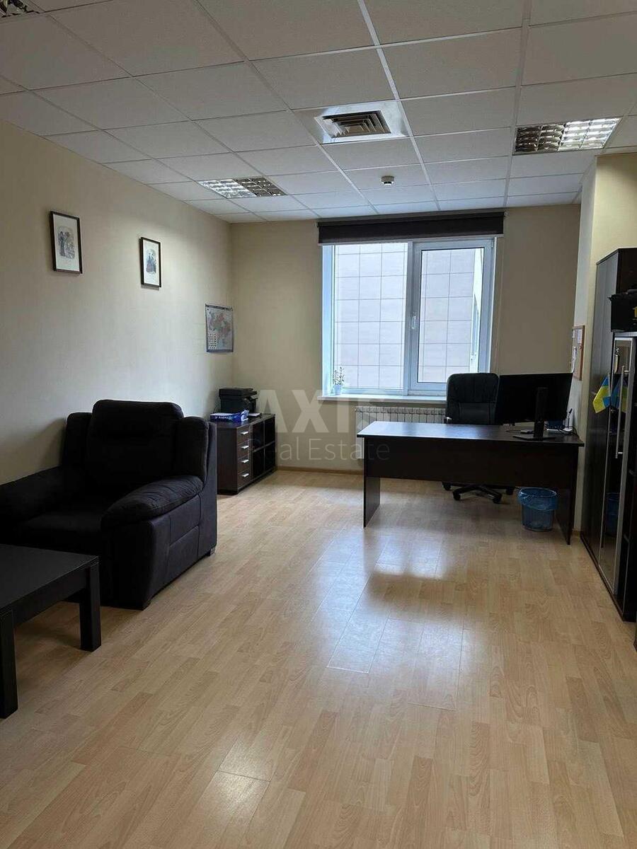 Office vul. Shums'kogo Jurija 1, 196m2602817