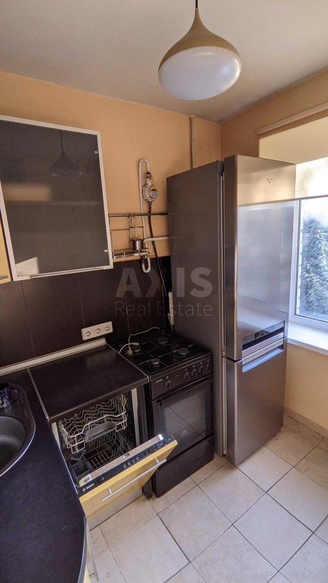 2k apartment prov. Laboratornyj 48