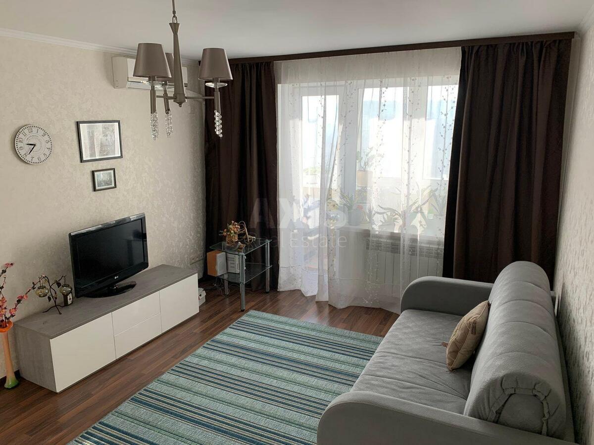 2k apartment vul. Jevgenija Harchenka 470