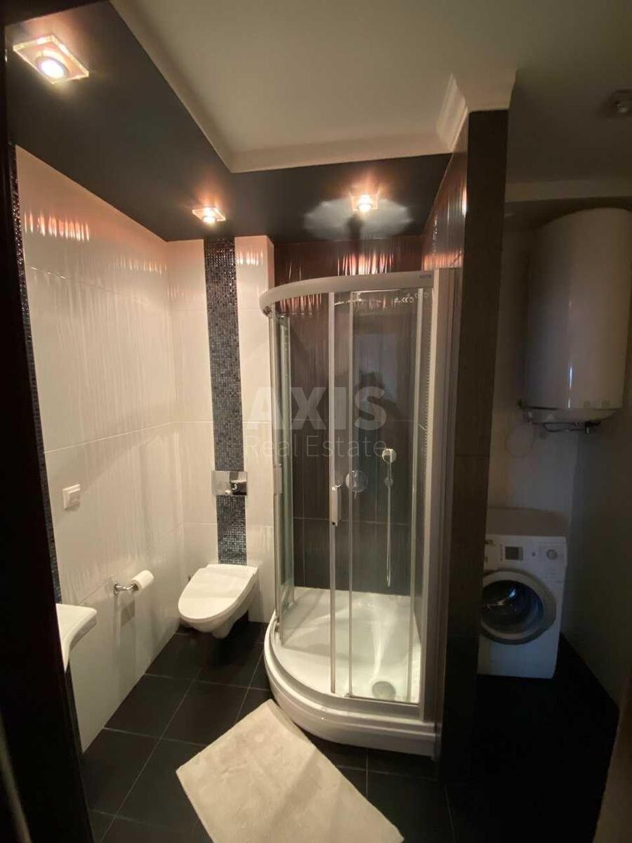3k apartment pr-t Komarova Kosmonavta 2610