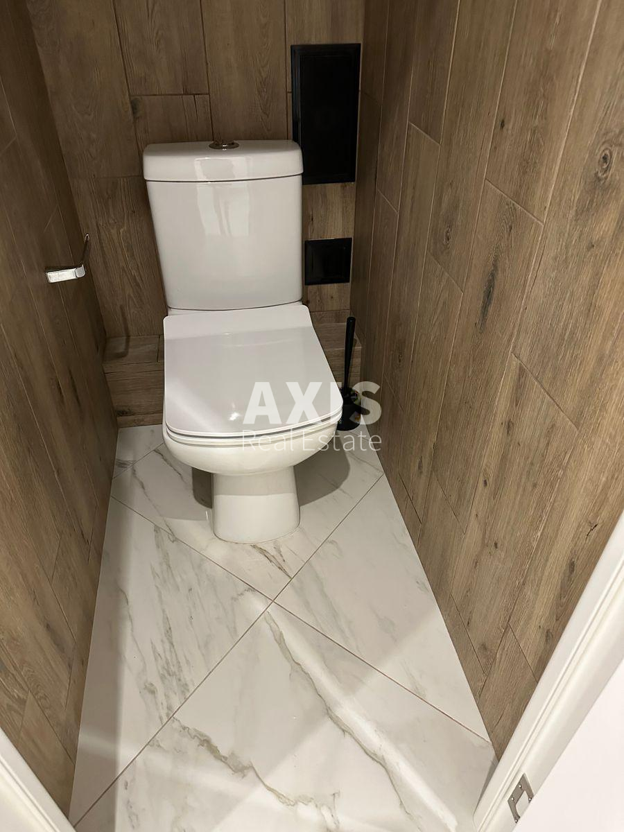 1k apartment vul. Lypkivs'kogo Vasylja Mytropolyta 384