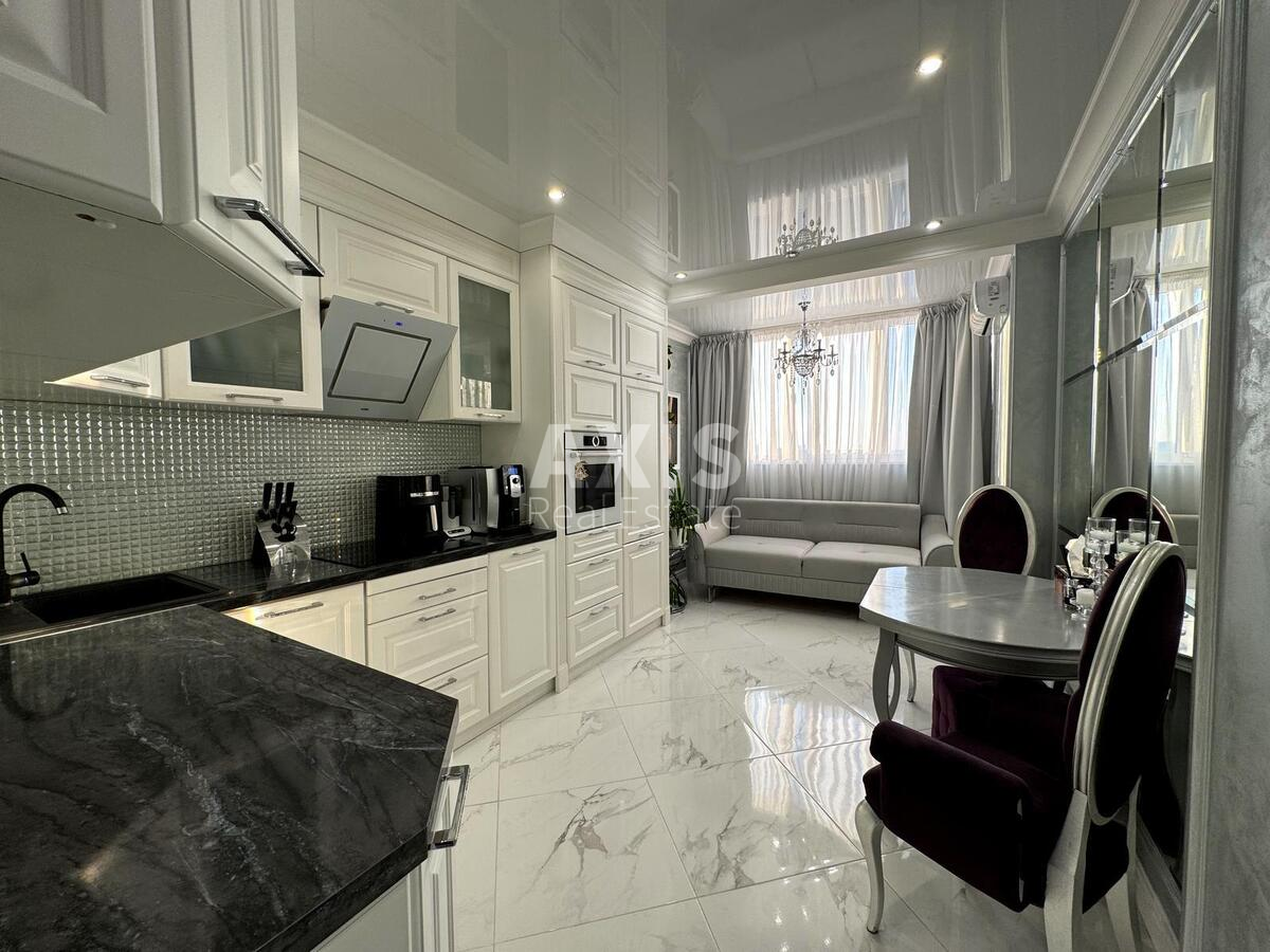 1k apartment vul. Kazarmenna 6Г61508