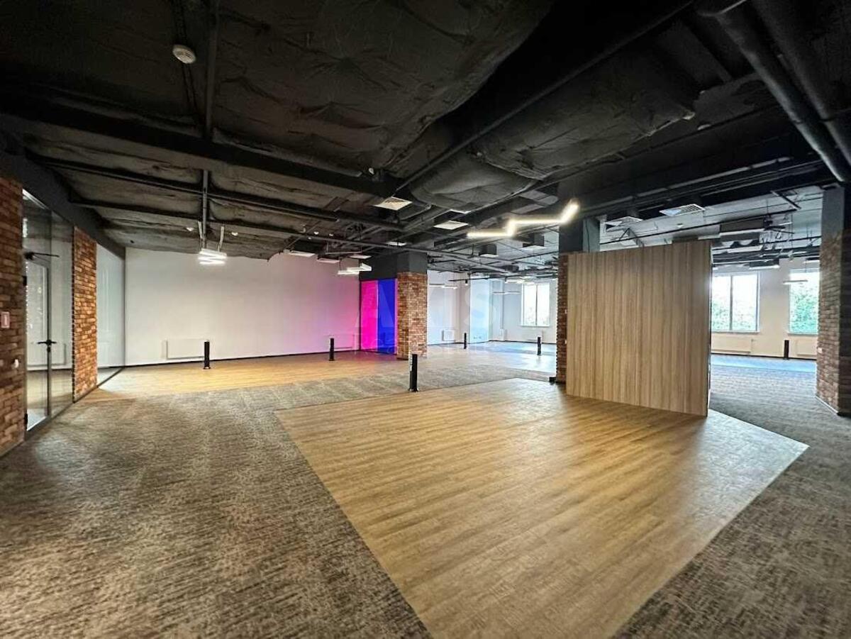 Office vul. Moskovs'ka 32/2, 1000m24