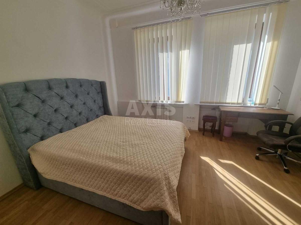 4k apartment vul. Shovkovychna 111