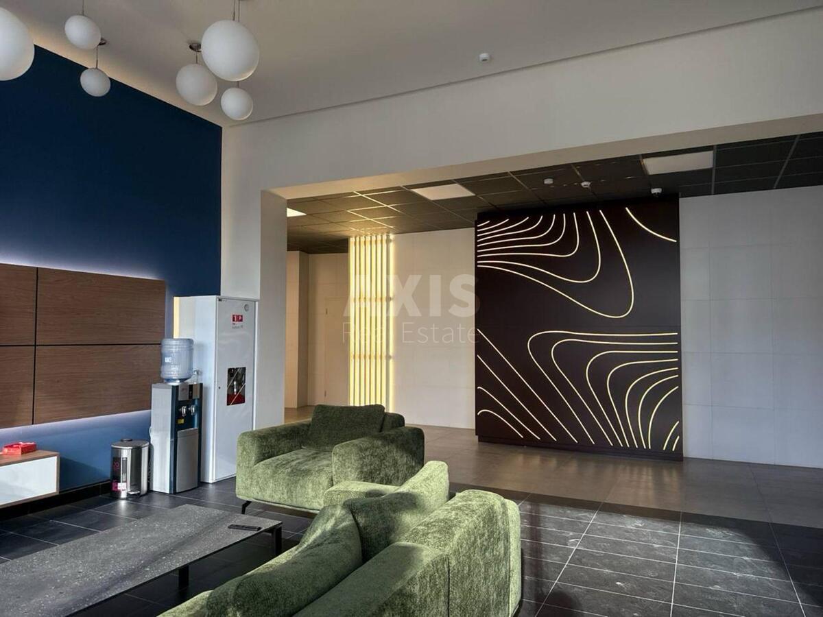 1k apartment nab. Dniprovs'ka 15Ж5671111