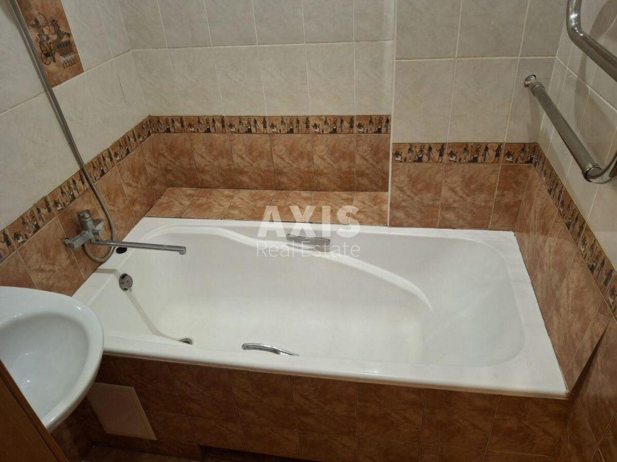 2k apartment vul. Mezhygirs'ka 30515819