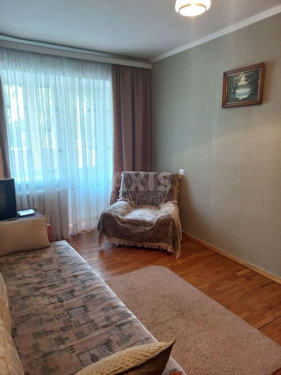 2к квартира ул. Кирилловская 115/1568551