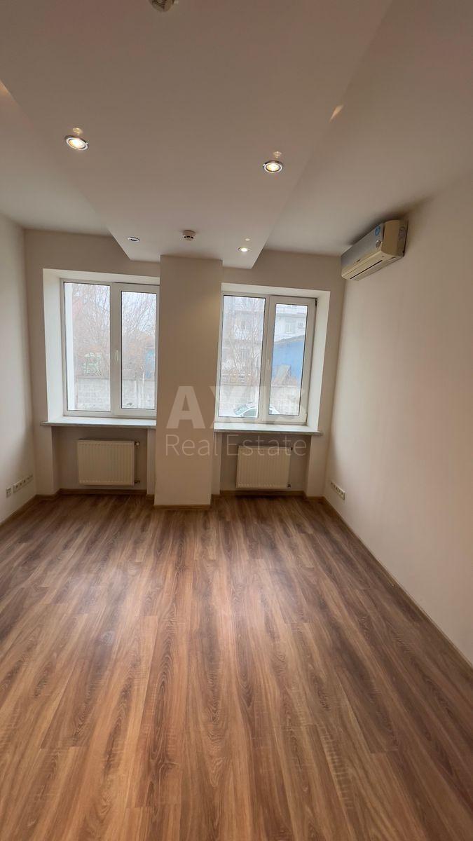Office vul. Mashynobudivna 50, 247m2582991