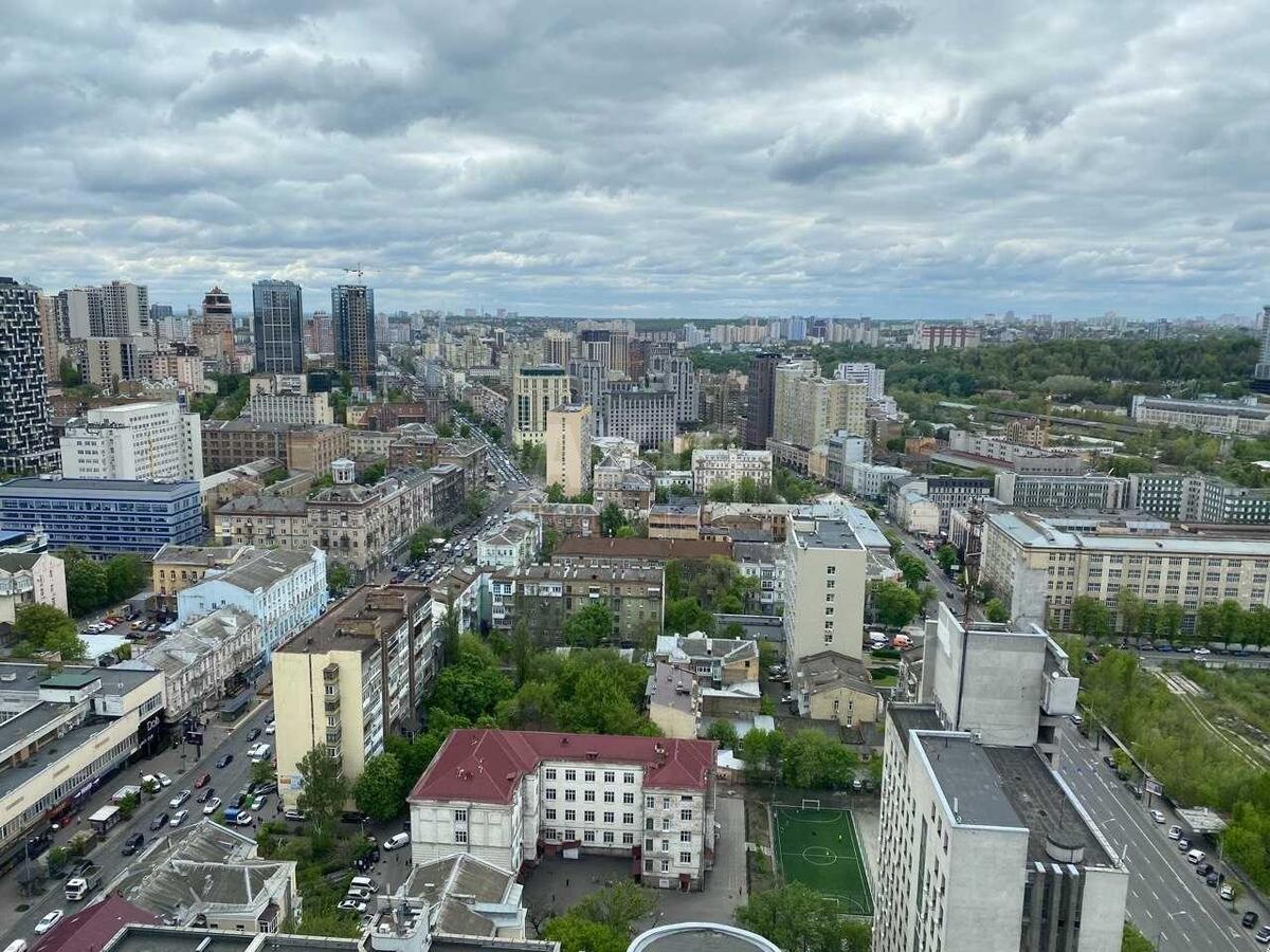 Office vul. Velyka Vasyl'kivs'ka 72, 476m2581114