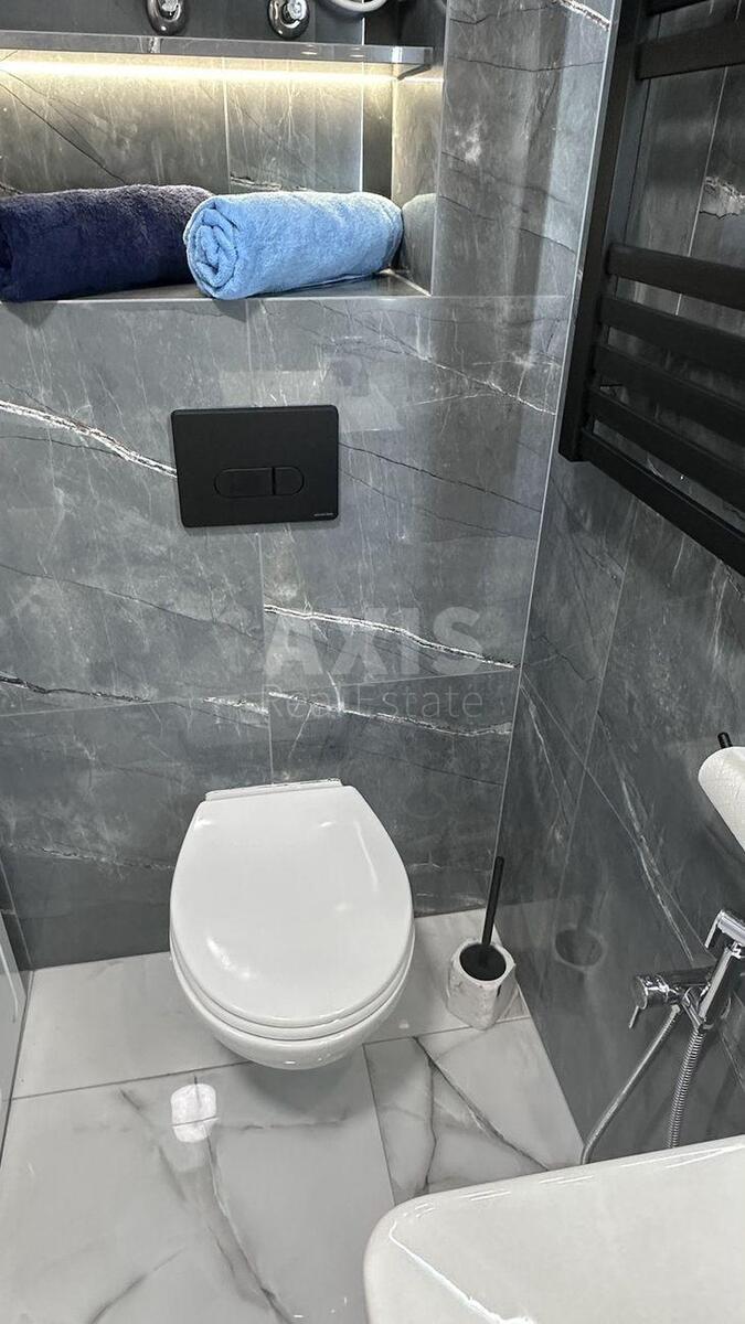 1k apartment nab. Dniprovs'ka 145730115