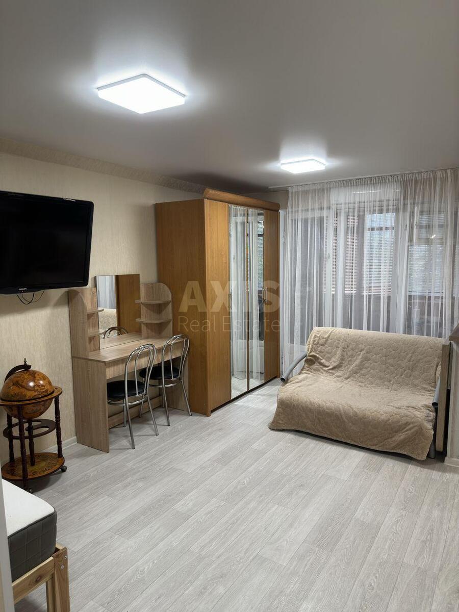 1к квартира ул. Кошица Александра 42