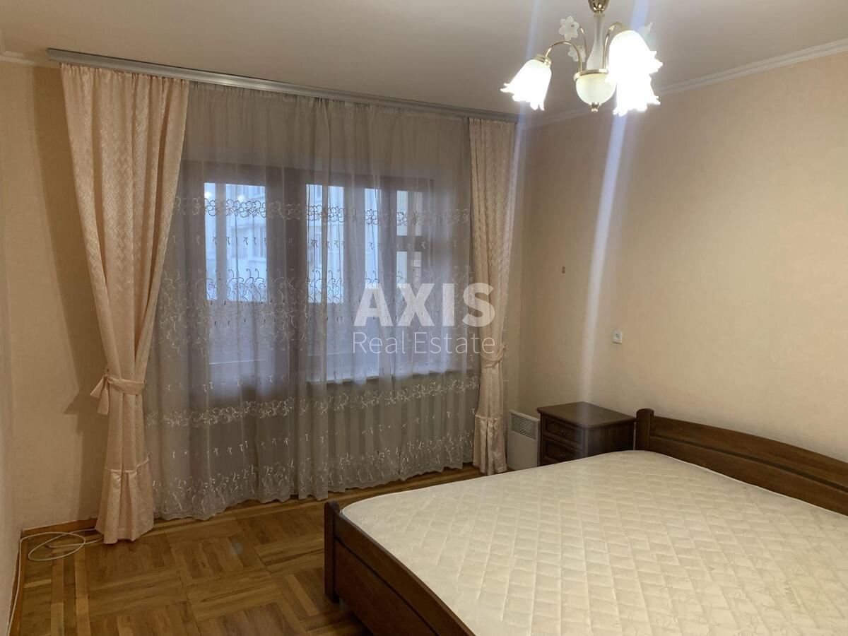 3k apartment vul. Dragomanova 23А7