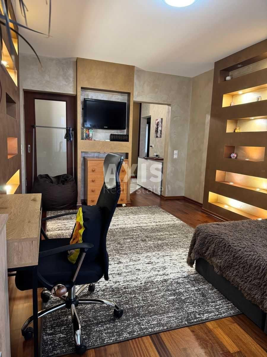 3k apartment vul. Puljuja Ivana 2561333