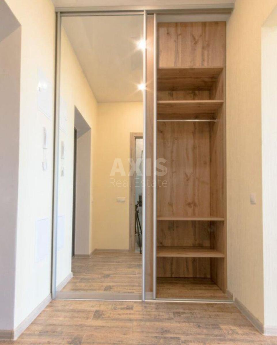 1k apartment vul. Metrologichna 581